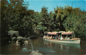 Anaheim California Disneyland Elephant Bathing Pool Postcard Amusement 20-3207