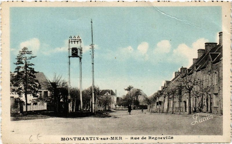 CPA MONTMARTIN-sur-MER - Rue de Regneville (589481)