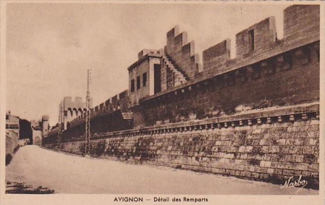 France Avignon Detail des Remparts