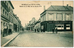 CPA ROMILLY-sur-SEINE Entrée de la Rue de la Boule-d'Or (722970)