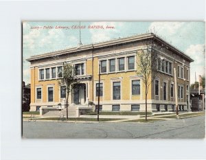 Postcard Public Library, Cedar Rapids, Iowa
