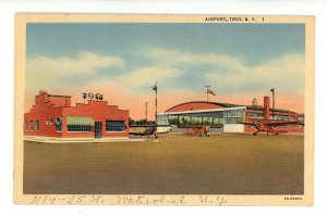 NY - Troy. Airport