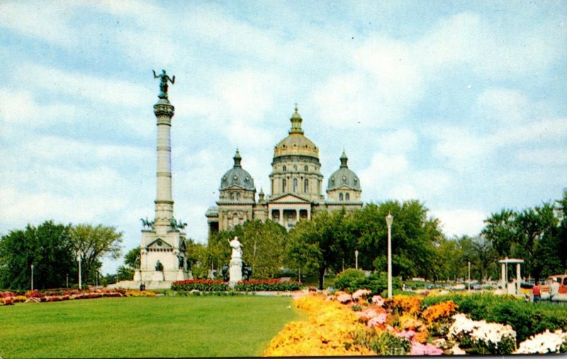 Iowa Des Moines State Capitol Building