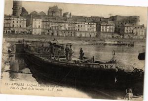 CPA ANGERS-Le Quai Ligny au pied du Chateau-Vue du Quai de la Savatte (189699)