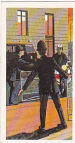 Brook Bond Tea Vintage Trade Card Police File 1977 No 40 Siege