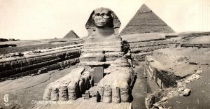 1920s CAIRO EGYPT THE SPHINX  PYRAMIDS  PHOTO RPPC POSTCARD P1687