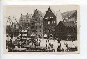 424278 NORWAY BERGEN German Bridge's newer Eel Vintage Mittet photo postcard