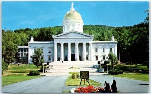 Postcard - Vermont State Capitol - Montpelier, Vermont