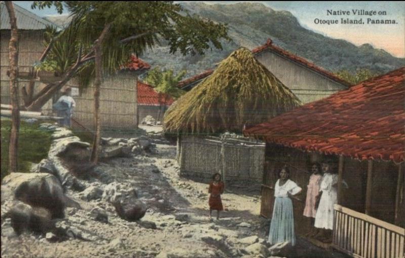 Panama - Natives Thatch Roof Homes Otoque Island c1910 Postcard