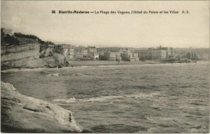 CPA BIARRITZ Moderne - La Plage des Vagues l'Hotel du Palais (126834)