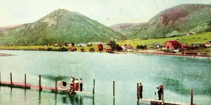 Postcard Hand Tinted View of Palmer Lake in Colorado.         R4