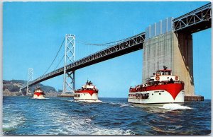 VINTAGE POSTCARD SIGHT-SEEING BOATS DOCKED AT PIER 43 FIDHERMAN'S WHARF 1960s