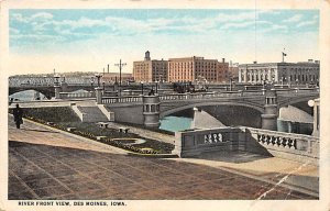 River Front View Des Moines, Iowa  