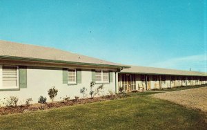 Beck Motel - Waynesboro, Mississippi - Vintage Postcard