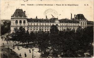 CPA PARIS 10e - L'Hotel Moderne Place de la Republique (254415)