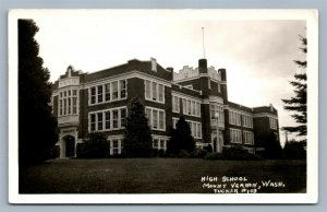 MT.VERNON WA HIGH SCHOOL VINTAGE REAL PHOTO POSTCARD RPPC