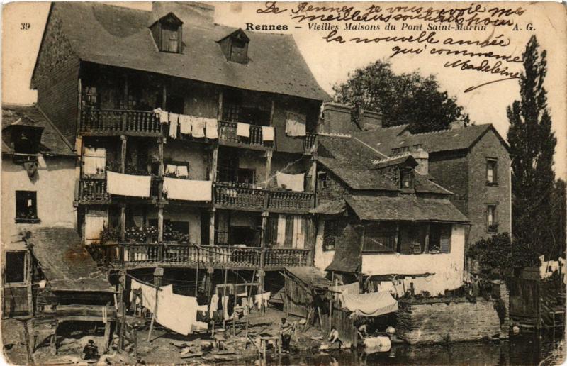 CPA RENNES - Vieilles Maisons du Pont St-Martin (356893)