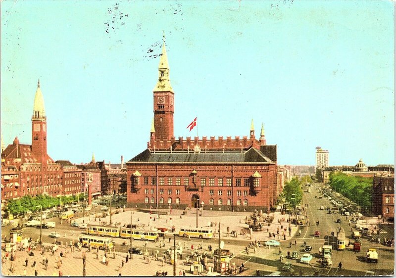 VINTAGE CONTINENTAL SIZE POSTCARD TOWN HALL & PALACE HOTEL COPENHAGEN DENMARK 59