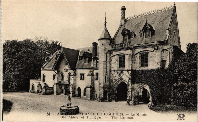 CPA Abbaye de JUMIEGES-Le Musée (269768)