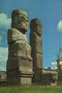 VINTAGE CONTINENTAL SIZE POSTCARD STONE MONOLITHS AT TIAHUANACU LA PAZ BOLIVIA