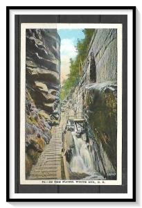 New Hampshire, White Mountains - In The Flume - [NH-112]