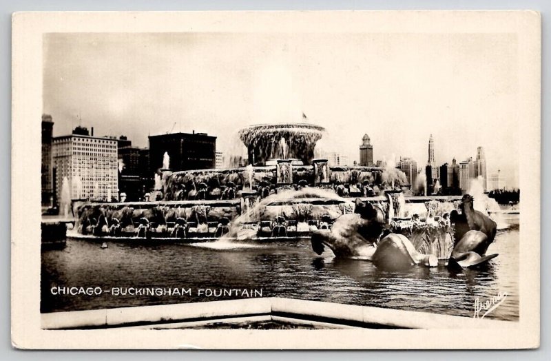 Chicago IL RPPC Buckingham Fountain Illinois Photo By Arena Postcard V28