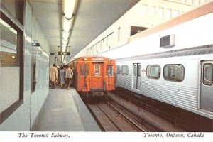 Toronto Subway   Toronto, Ontario, Canada 