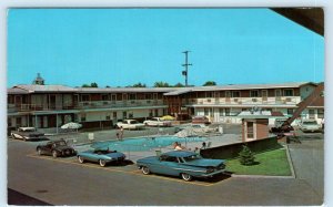 MIDLAND, MI Michigan ~ Roadside GATEWAY MOTEL & Restaurant  c1960s Cars Postcard