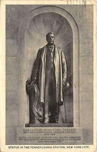 Statue in the Pennsylvania Station New York City, New York, USA Statues / Mon...