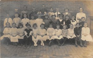 J2/ Marietta Ohio RPPC Postcard c1910 School Building Students 14