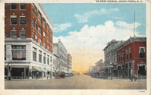 F82/ Grand Forks North Dakota Postcard c1910 De Mers Avenue Stores