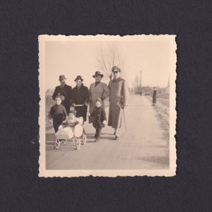 Original photo, WWII, German soldier with family, Wehrmacht, Uniform