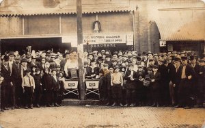 ZC1/ East Palestine Ohio RPPC Postcard c1910 Hartley Hardware Wonder 63