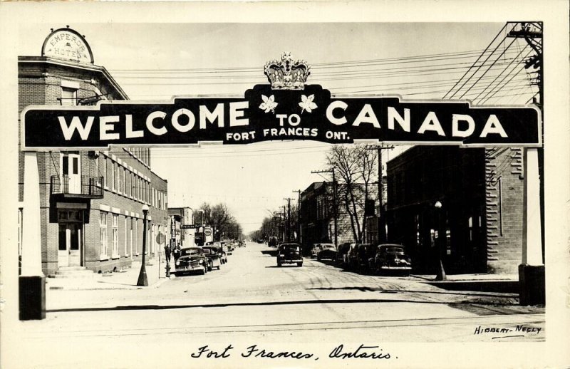 canada, FORT FRANCES, Ontario, Street Scene, Cars (1949) RPPC Postcard