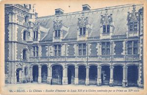 B104573 France Blois Le Chateau Escalier d'Honneur de Louis XII r