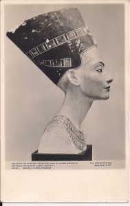 RPPC NY, NYC Met. Museum of Art, Nefertiti, Beautiful Woman, Egypt 1930-50