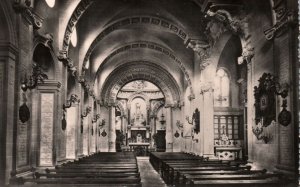 VINTAGE POSTCARD REAL PHOTO (RPPC) THE CHAPEL OF THE CARMELITES OF LISIEUX 1961