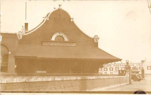 R. R. Depot real photo - Cleveland, Ohio OH