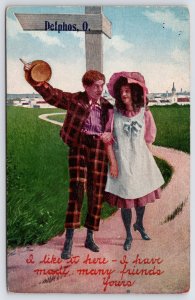 Delphos Ohio~Friends Meet @ Crossroads~He Wears Plaid~She Sunhat & Apron c1908