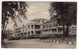 Winchendon, Massachusetts, Toy Town Tavern