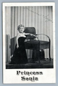 DWARF MIDGET PRINCESS SONJA ANTIQUE POSTCARD SIGNED AUTOGRAPHED