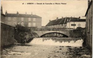 CPA ARBOIS Cascade de COURCELLES et Maison Pasteur. (247604)