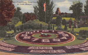 Floral Clock Forest Park St Louis, Missouri USA View Postcard Backing 