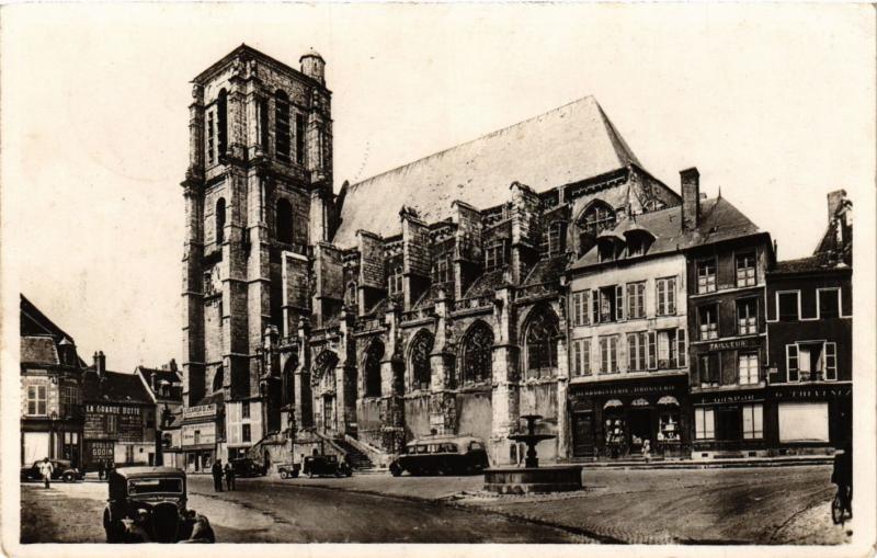 CPA SEZANNE-Église St-DENIS (346303)