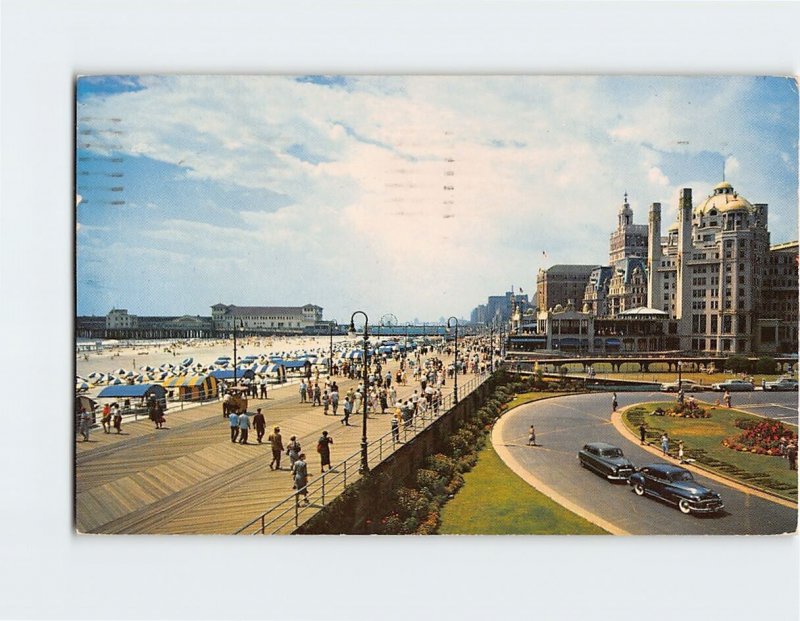Postcard View over the beautiful boardwalk in Atlantic City, New Jersey