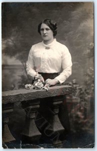 c1910s Southampton, England Sad Woman RPPC Girl Photo Your Fat Sister UK A174