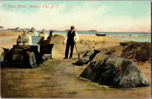 Sand Artist Working on Beach, Atlantic City NJ Vintage Postcard S02