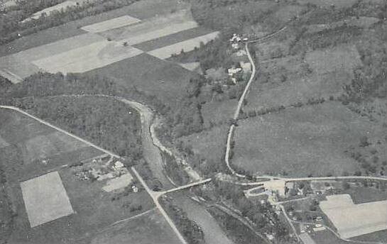 New York  Stone Ridge At The End Of The Road Lies The Farm On The Hill  Alber...