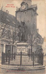 BF4086 beaune statue monge france