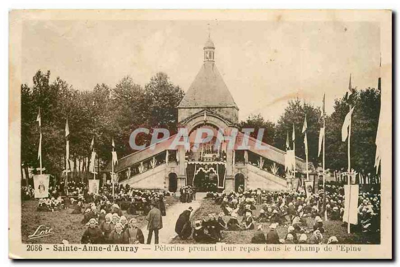 Old Postcard Sainte Anne d'Auray Pilgrims having lunch in the field of Thorn